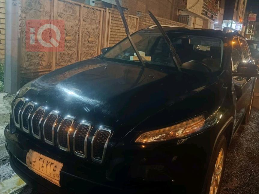 جیپ شیرۆکی